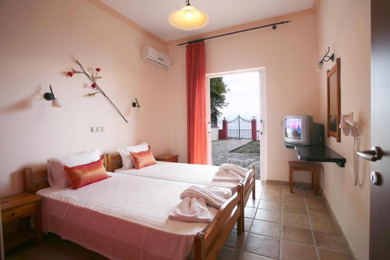 Apartments Corfu Sun Sea Side Benitses  Oda fotoğraf